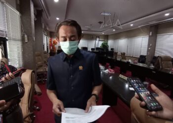 Ketua Komisi  II DPRD Bontang Soroti Maraknya Toko Modern Tidak Berizin