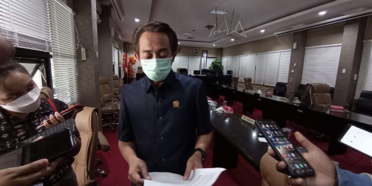Ketua Komisi  II DPRD Bontang Soroti Maraknya Toko Modern Tidak Berizin