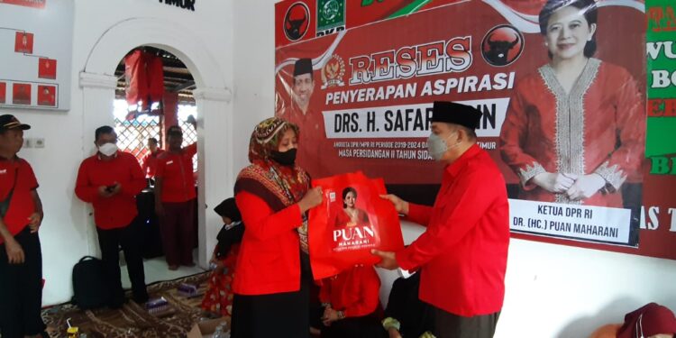 Anggota DPR RI Safaruddin Gelar Reses,  Berbagi Sembako    di Lima Titik   Kota Bontang
