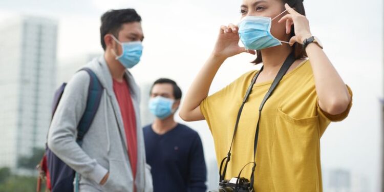 Jokowi Keluarkan Aturan Tanpa Masker, Gerindra Nilai Akan Berdampak ke Ekonomi