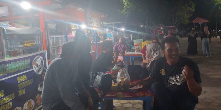 Absen Dua Tahun, Pasar Malam Guntung Dipadati Ratusan Pengunjung