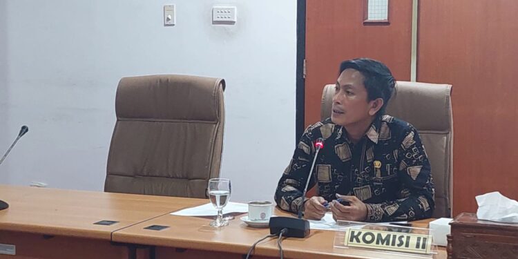 Bahas Raperda Pengelolaan Perikanan, Komisi II DPRD Bontang Minta Pasal Retribusi  Untuk TPI