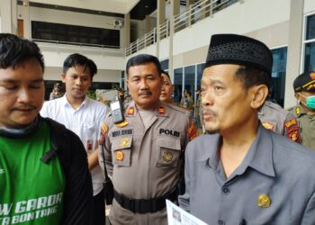Keluhkan Masalah Jalan Rusak dan Banjir, Garda Mengadu ke DPRD Bontang.