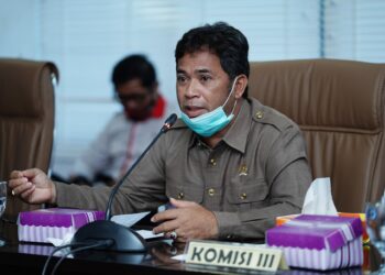 Dewan Sayangkan Adanya Kerusakan Jalan Di Bontang Lestari