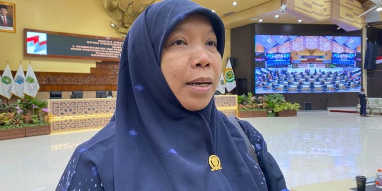 Perda Fasilitasi Pondok Pesantren disepakati , Anggota DPRD Fitri Maisyaroh Kaltim Patut Bangga