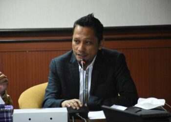 Nilai Bahayakan Pengguna Jalan, Tiyo Minta Pemerintah Beri Sanksi Kendaraan Besar yang Parkir Liar
