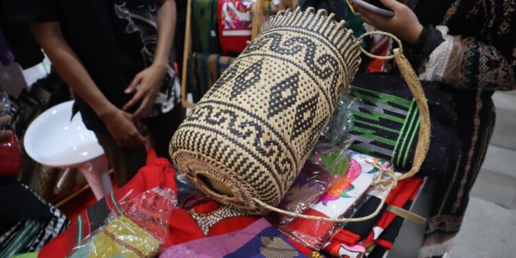 DPRD Kaltim Dukung Batik Asal Kaltim Dominasi Pasar Nasional