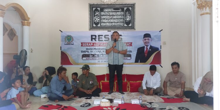 Kembangkan Sektor Ekonomi Di Pesisir Kukar, Seno Aji Salurkan Bantuan Untuk Nelayan