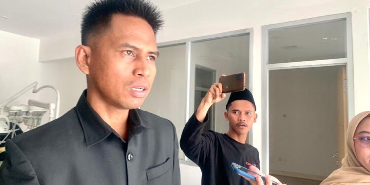 Sutomo Jabir Desak Pemprov Kaltim Sediakan Akses Listrik 10 Desa di Kutim