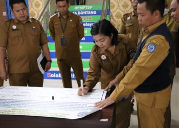 DPMPTSP Bontang Komitmen Wujudkan WBK dan WBBM melalui Penandatanganan Ikrar Zona Integritas