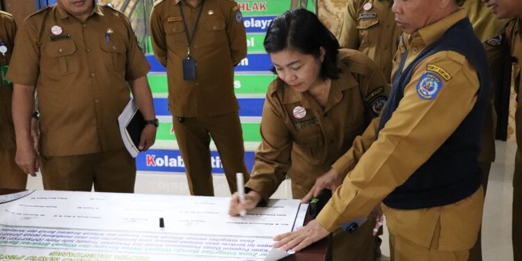 DPMPTSP Bontang Komitmen Wujudkan WBK dan WBBM melalui Penandatanganan Ikrar Zona Integritas