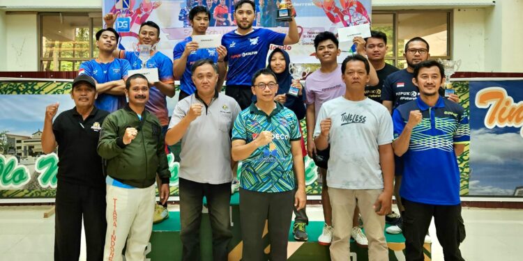 Tim Tenis Meja Pupuk Kaltim Raih Juara Umum Turnamen Antar Instansi dan Badan Usaha di Kabupaten Paser