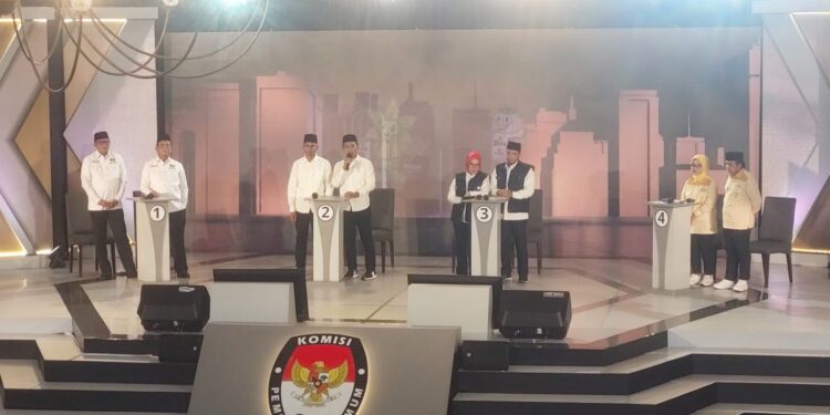 Data Akurat Tanpa Teks, Sutomo Jabir- Nasrullah Kembali Tampil Memukau di Debat Pilkada Bontang