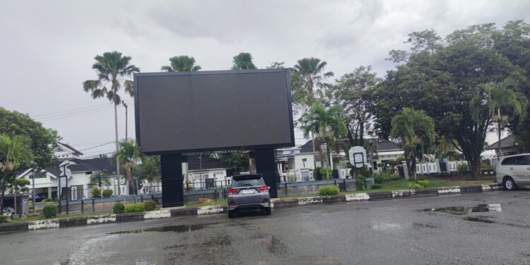 Menanti Daya, Videotron Pelayanan Publik DPMPTSP Bontang Masih Belum Difungsikan