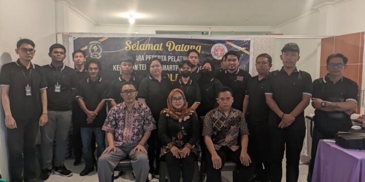 21 Peserta Ikuti Pelatihan Teknisi Smartphone, Kerja Sama LPK GOLDENS dan Disnaker Bontang