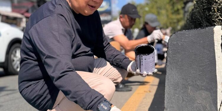 Cat Median Jalan, DPMPTSP Bontang Ambil Bagian dalam Penataan Kota
