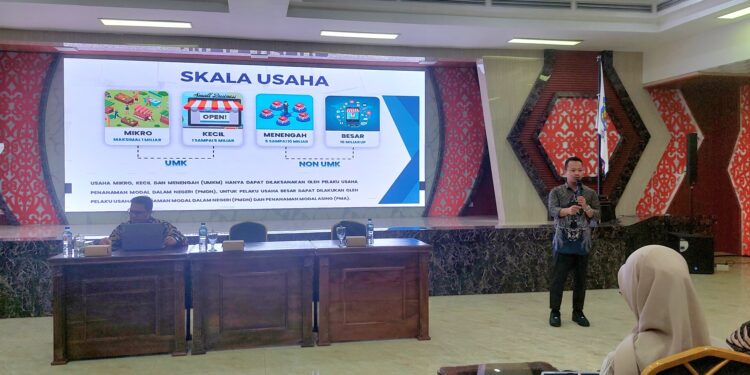 DPM-PTSP Bontang Gelar Sosialisasi Pengawasan Perizinan Berbasis Risiko untuk Pelaku Usaha Non-UMK