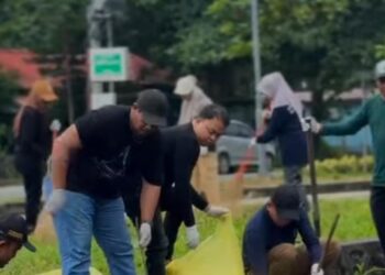 DPMPTSP Ajak Warga Jadikan Jumat Bersih sebagai Gaya Hidup Peduli Lingkungan