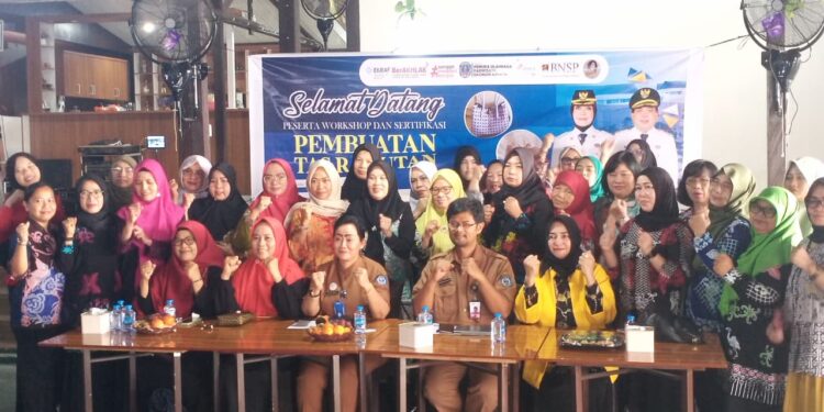 Dispopar Bontang Latih 26 Peserta Rajut Tas, Dorong SDM Kreatif Bersertifikat
