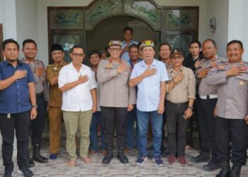 Silaturahmi Kapolres Bontang dan Dewan Adat Dayak: Menguatkan Ruang Kolaborasi Keamanan Kota