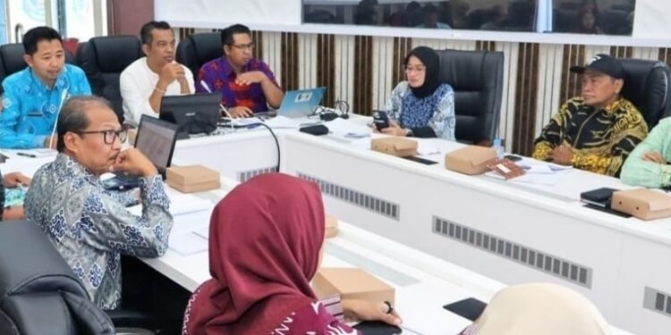 Dispopar Bontang Gelar Rapat Bahas Laporan Tim Kajian Naskah Akademik Raperda RIPPARKOT 2027–2045