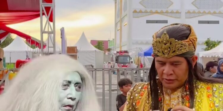 Dua Pemeran “Misteri Gunung Merapi” Kejutkan Pengunjung Bontang Ekraf Festival 2025