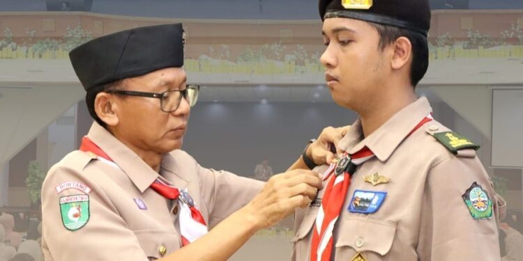 32 Kontingen Pramuka Bontang Resmi Dilepas Ikuti Jambore Daerah 2025 di Sangatta