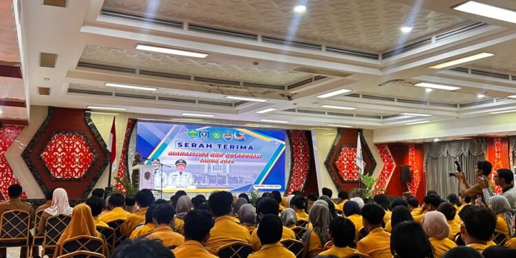 132 Mahasiswa KKN Kolaborasi Delapan Kampus Siap Mengabdi di 15 Kelurahan Bontang