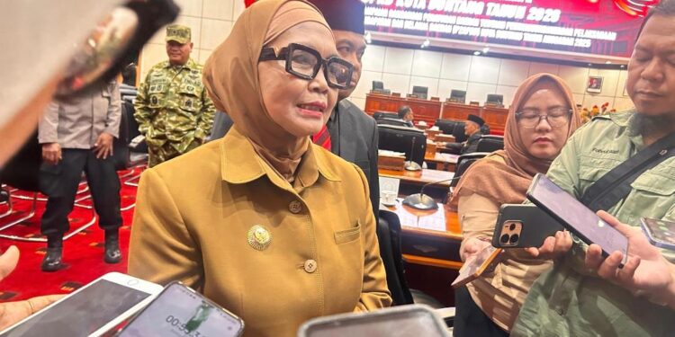 Neni Prihatin Lampu Tugu Soekarno-Hatta Dirusak, Minta Warga Jaga Fasilitas Publik